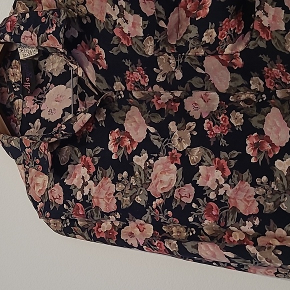 VINTAGE Romantic floral Blouse - Picture 3 of 8